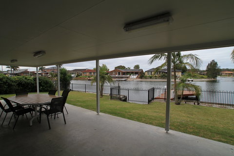 Waterfront Holiday Home - Geraldton Accommodation 0