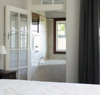 Caves House Hotel - Geraldton Accommodation