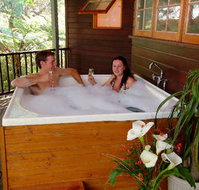 Yallingup Lodge Spa Retreat - Geraldton Accommodation