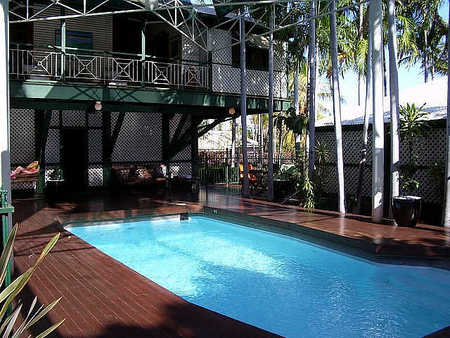 McAlpine House - Geraldton Accommodation 3