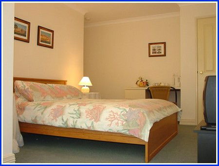 Seascapes Bed & Breakfast - Geraldton Accommodation 2