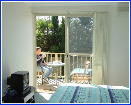 Seascapes Bed & Breakfast - Geraldton Accommodation 4