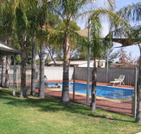 Merredin Caravan Park  Av-A-Rest Village - Geraldton Accommodation