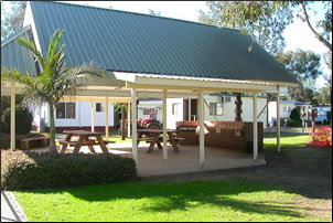 Rainbow Beach Holiday Village - Geraldton Accommodation 1