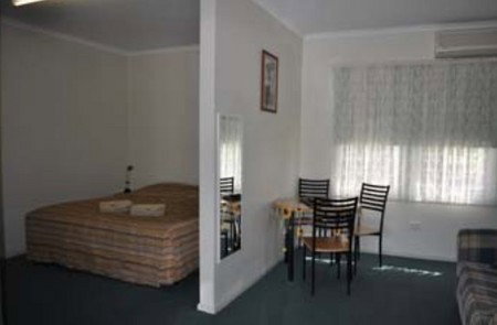 Back Obourke Accommodation - Geraldton Accommodation 0