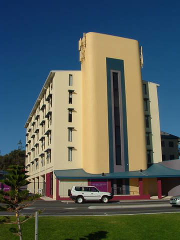 Cottesloe Beach Hotel - Geraldton Accommodation 4
