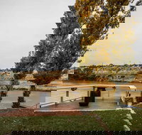 80 Page Drive Blanchetown -River Shack Rentals - Geraldton Accommodation