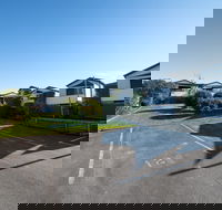Bridport Beach Cottages - Geraldton Accommodation
