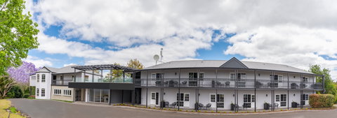 Clouds Montville - Geraldton Accommodation 0