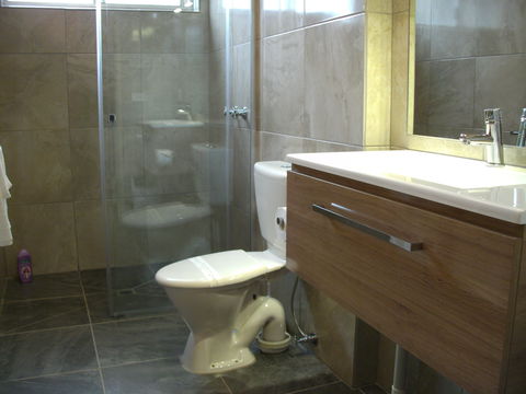 Colac Mid City Motor Inn - Geraldton Accommodation 1