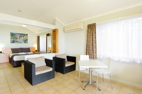 Ellis Beach Bungalows And Leisure Park - Geraldton Accommodation 1
