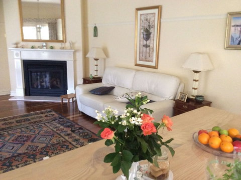 Linden Tree Manor - Geraldton Accommodation 0