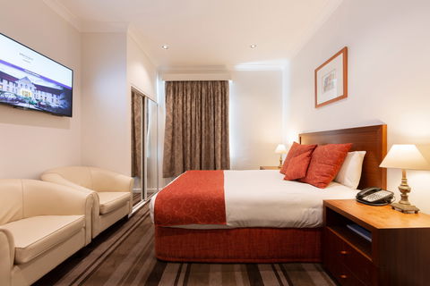 Mercure Canberra - Geraldton Accommodation 0