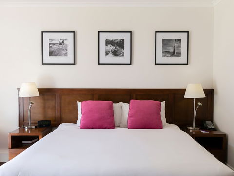Mercure Canberra - Geraldton Accommodation 1