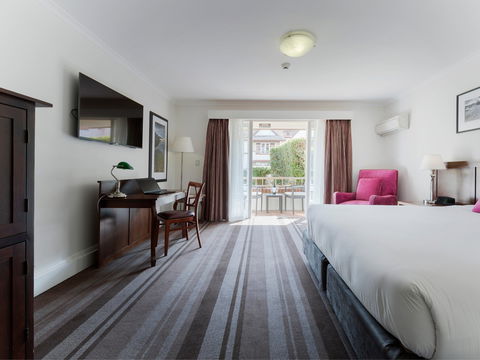 Mercure Canberra - Geraldton Accommodation 2