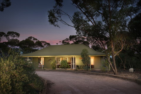 Riverbush Cottages - Geraldton Accommodation 0