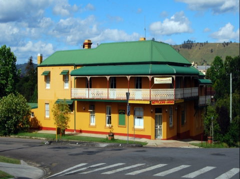 Settlers Arms Hotel - Geraldton Accommodation 0