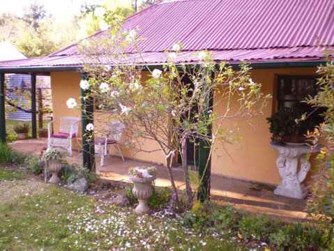 Sofala Cottage - Geraldton Accommodation 1