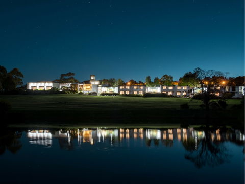 Waurn Ponds Estate - Geraldton Accommodation 0