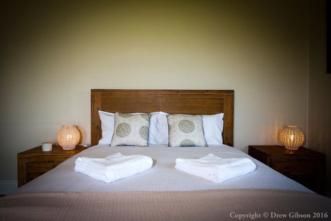 Wine Country Cottage - Geraldton Accommodation 1