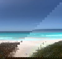 Barefoot Beach House - Geraldton Accommodation