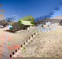 Brackens Hut - Geraldton Accommodation