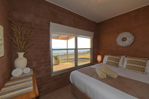 Cape View Cottage - Geraldton Accommodation 1