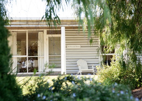 Driftwood House - Robe Retreats - Geraldton Accommodation 0