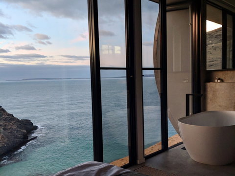 Naiko Retreat - Geraldton Accommodation 0