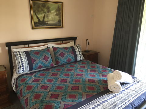 Narromine Tourist Park And Motel - Geraldton Accommodation 1