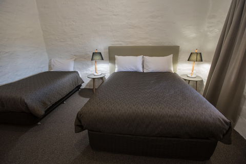 Paxton Square Cottages - Geraldton Accommodation 2