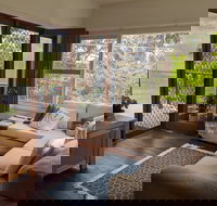 River Vida family size holiday home - Geraldton Accommodation