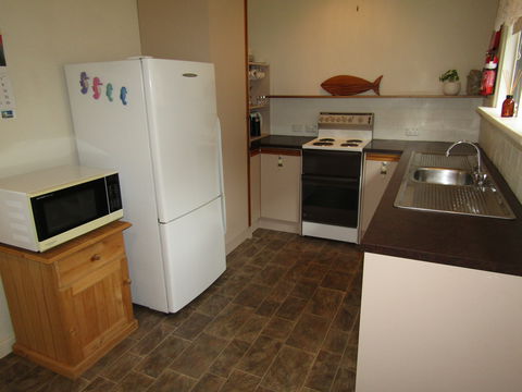 Shack 93 - Geraldton Accommodation 1