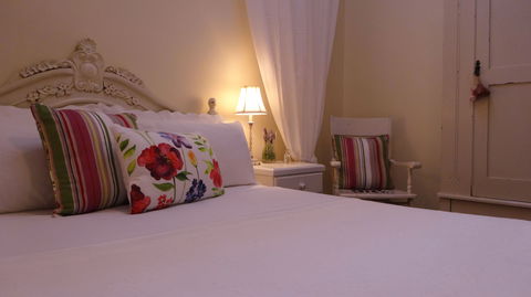 The Globe Inn - Geraldton Accommodation 0
