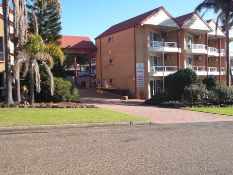 Ulladulla Harbour Motel,  Another Sinclair's Property - Geraldton Accommodation 0