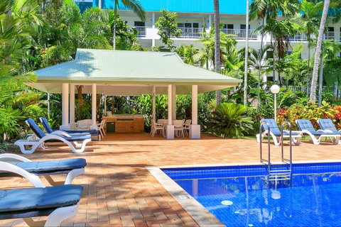 Agincourt Beachfront Apartments - Geraldton Accommodation 2