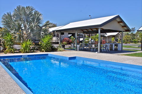 Barcaldine Country Motor Inn - Geraldton Accommodation 1