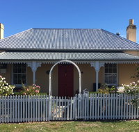 Bellamona - Cosy Georgian Cottage - Geraldton Accommodation