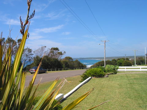 Berrara Cove Beach House - Geraldton Accommodation 0