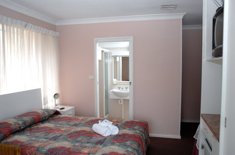 Blue And White Lodge - Geraldton Accommodation 1