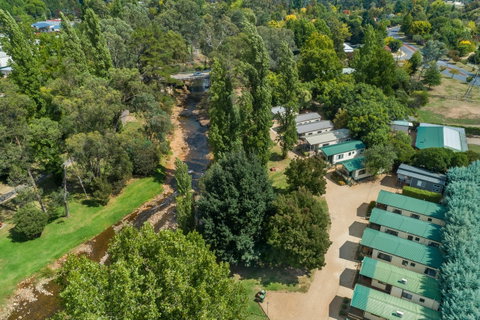 Bright Riverside Holiday Park - Geraldton Accommodation 0