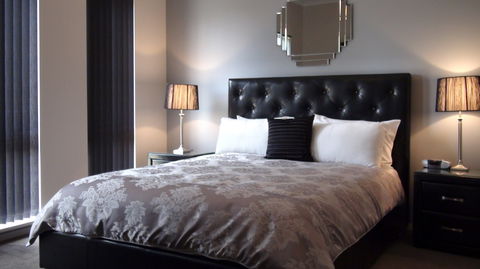 Casavino Luxury Villas - Geraldton Accommodation 0