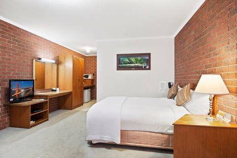 Country Plaza Halls Gap - Geraldton Accommodation 2