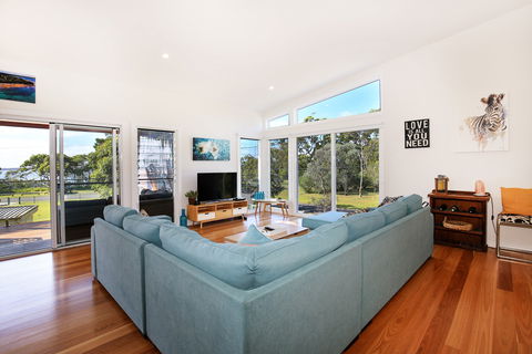 Eagleview - Geraldton Accommodation 0