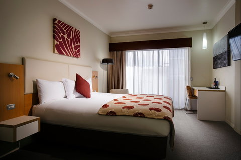 Grand Hotel And Apartments Townsville - Geraldton Accommodation 2