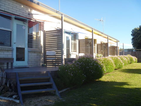 Scamander On The Beach - Geraldton Accommodation 0