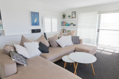White Beach Cottage - The Perfect Beach Getaway - Geraldton Accommodation 2