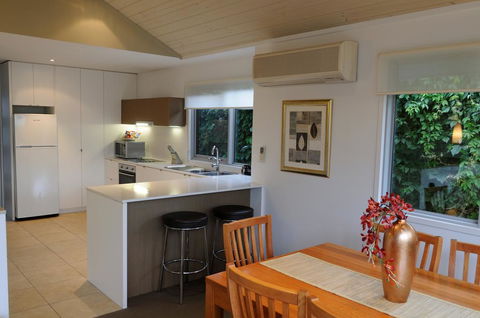 The Victoria Port Fairy - Geraldton Accommodation 5