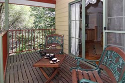 Eagle Hammer Cottages - Geraldton Accommodation 3