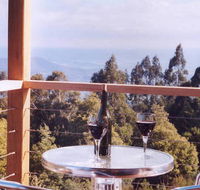 Lyrebird Cottages - Geraldton Accommodation